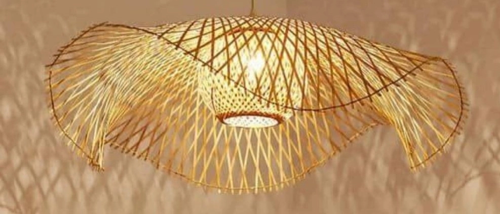 Selling all kinds of wooden chandeliers